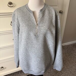 SHEIN Women's Gray Quilted Zip-Up Top